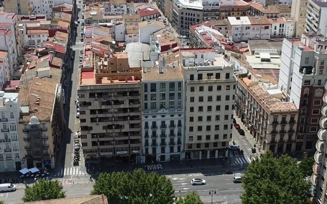 Дуплекс в Валенсии 162 кв.м с террасой и 5 комнатами