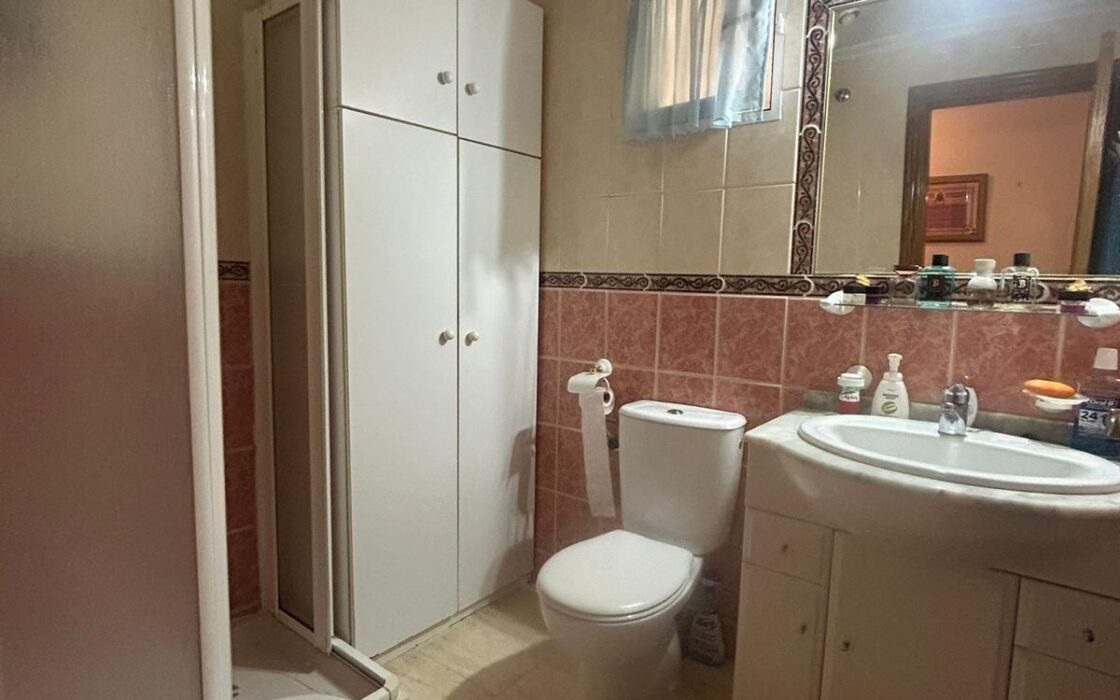 Апартаменти 65 кв.м. в Торревьехе з терасою 650 м від моря