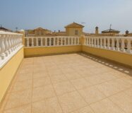 Дом в Ориуэла Коста 67 кв.м с террасой и бассейном