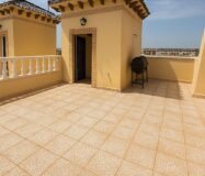 Дом в Ориуэла Коста 67 кв.м с террасой и бассейном