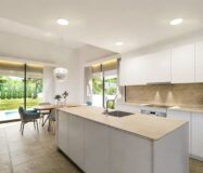 Новые виллы в Финестрате с частным садом и бассейном