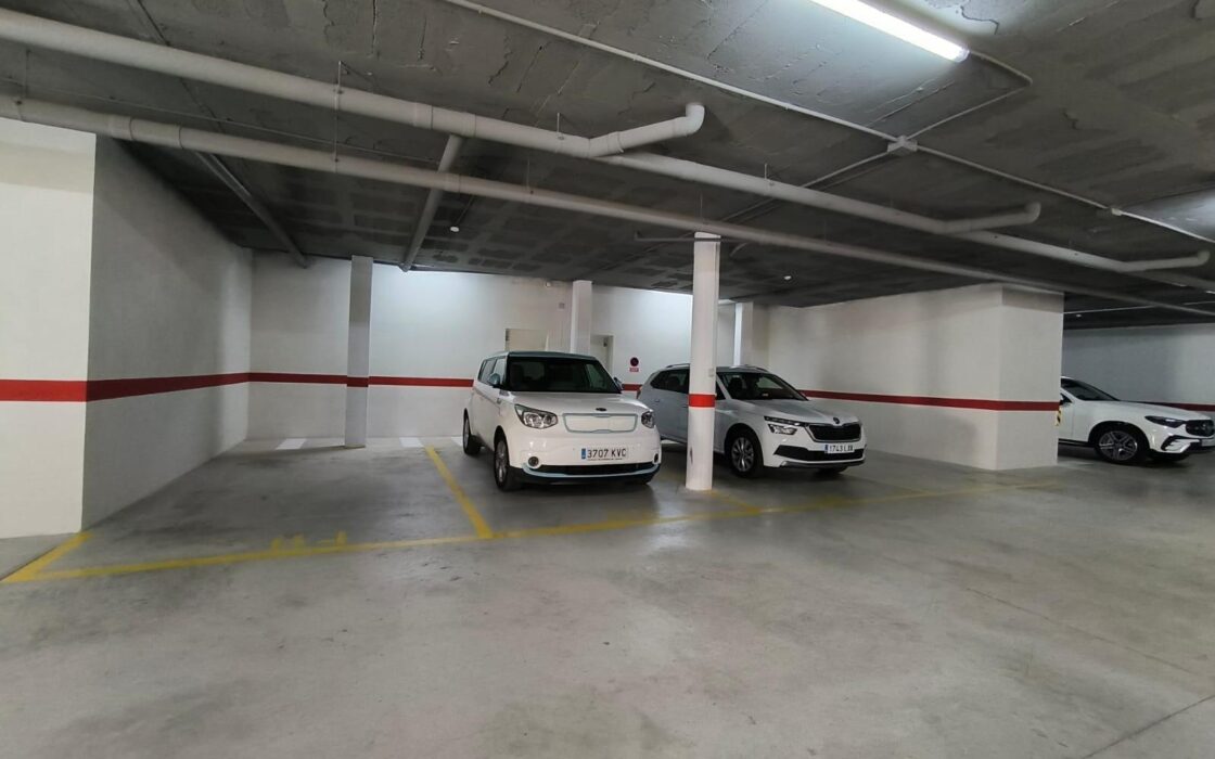 Двохрівневий таунхаус з видом на море в Бенідормі 263 кв.м