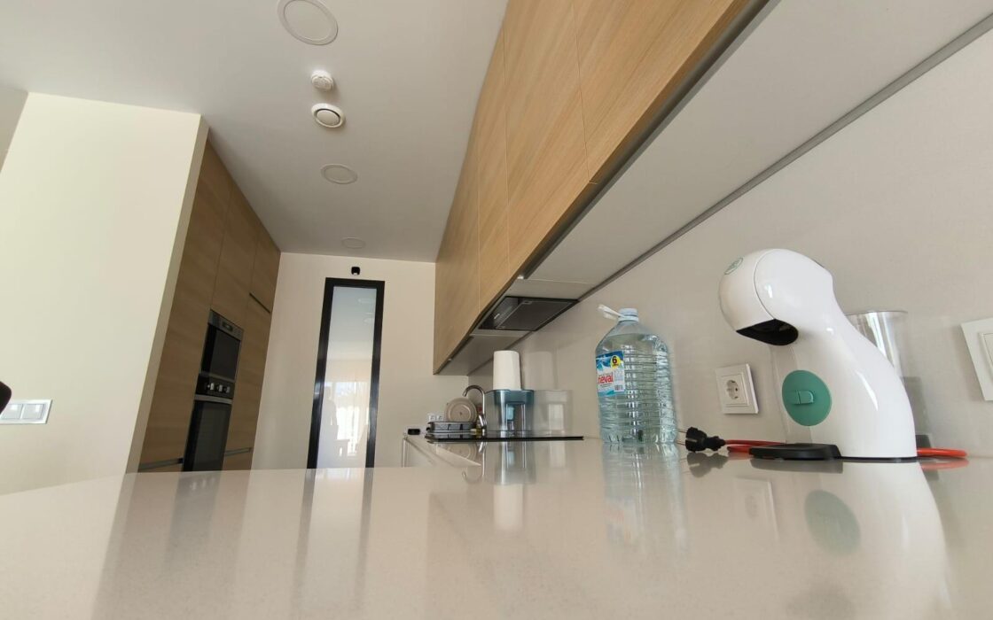 Двохрівневий таунхаус з видом на море в Бенідормі 263 кв.м