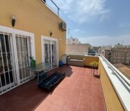 Апартамент 75 кв.м з терасою в Торрев’єсі біля моря