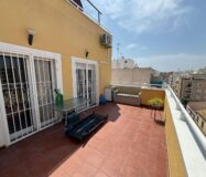 Апартамент 75 кв.м з терасою в Торрев’єсі біля моря