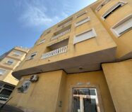 Апартамент 75 кв.м з терасою в Торрев’єсі біля моря