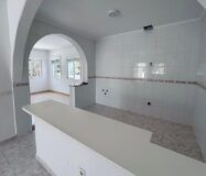 Вилла в Сьюдад Кесада 110 кв.м с бассейном у моря