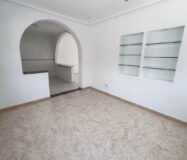 Вилла в Сьюдад Кесада 110 кв.м с бассейном у моря