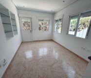 Вилла в Сьюдад Кесада 110 кв.м с бассейном у моря