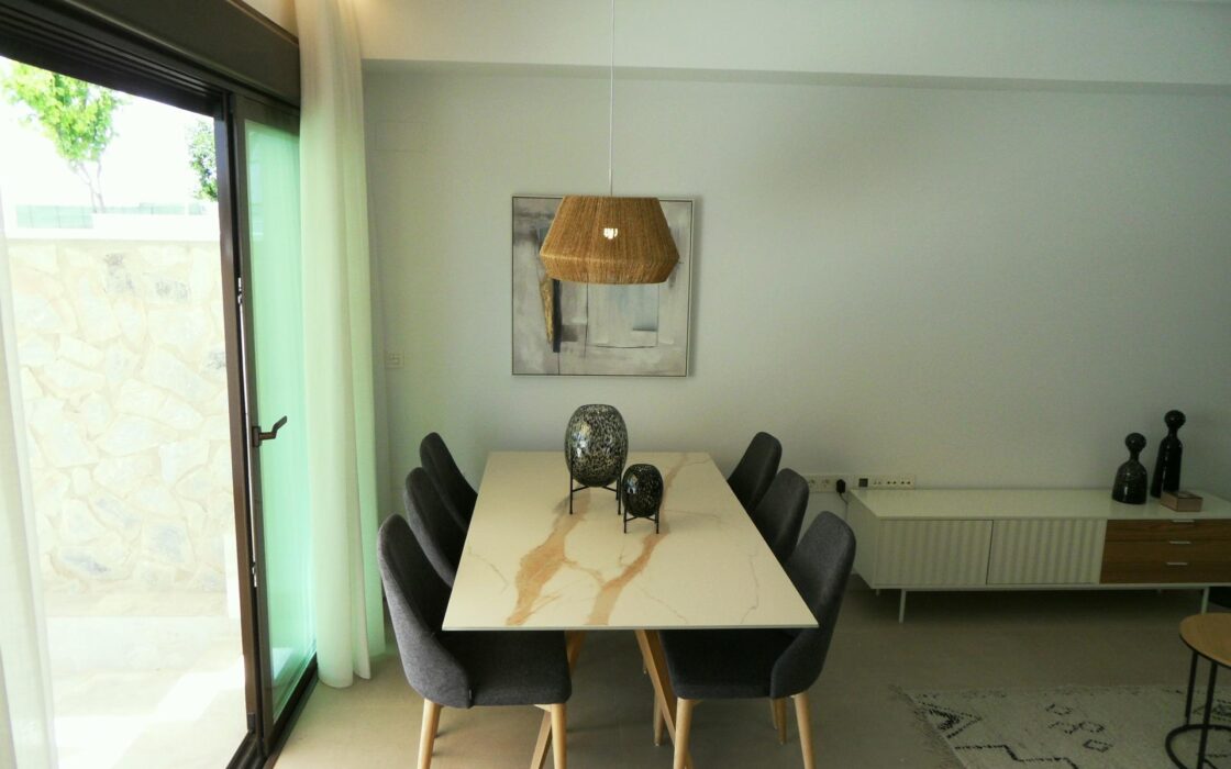 Дуплекс в Пилар-де-ла-Орадада у моря, 3 спальни, солярий