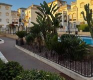 Апартаменты в Торревьехе 4 комнаты с террасой у моря