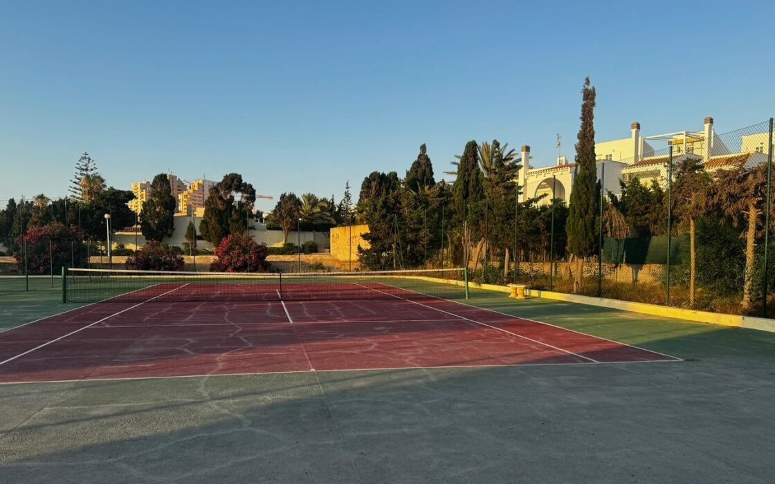 Апартаменты в Торревьехе 4 комнаты с террасой у моря