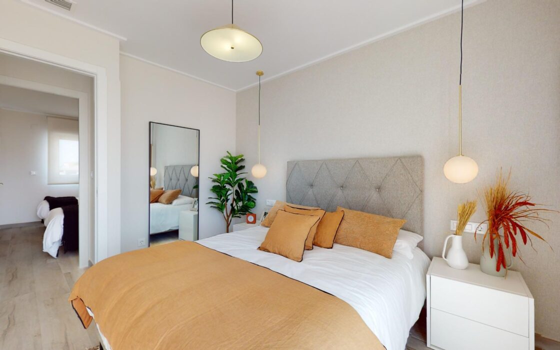 Дом в Пилар де ла Орадада 81 кв.м с террасой у моря