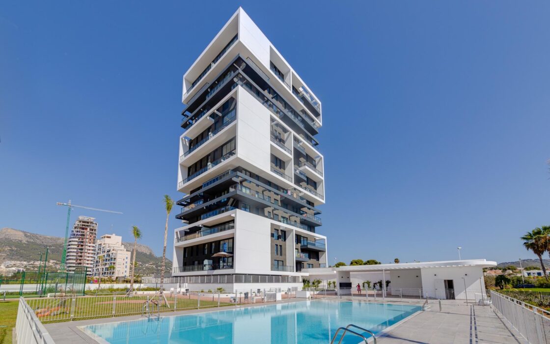 Простора квартира 105 кв.м з видом на море в Кальпе