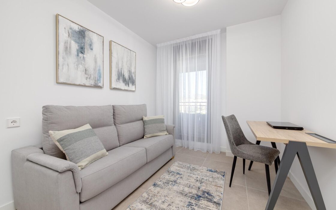 Простора квартира 105 кв.м з видом на море в Кальпе