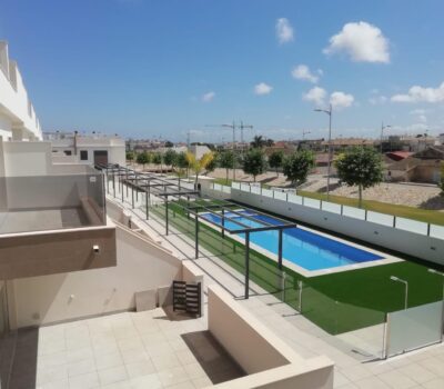 Дуплекс з видом на море в Пілар де ла Орадада 138 кв.м