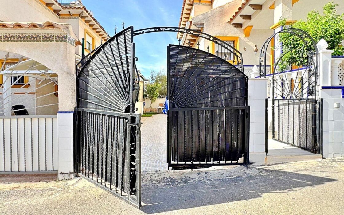 Будинок в Оріуела Коста 84 кв.м, 3 кімнати, 700 м до моря