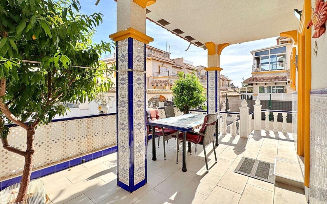 Будинок в Оріуела Коста 84 кв.м, 3 кімнати, 700 м до моря