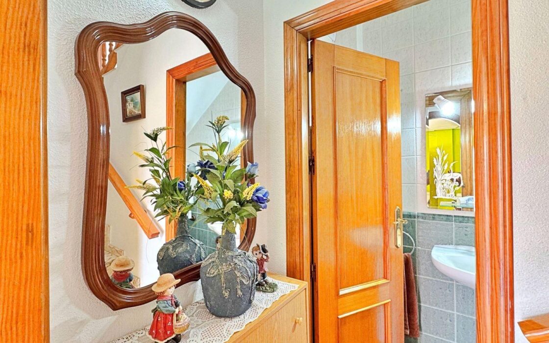 Будинок в Оріуела Коста 84 кв.м, 3 кімнати, 700 м до моря