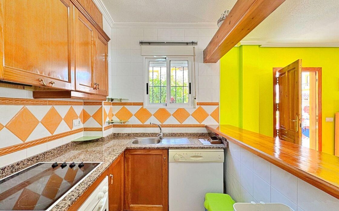 Будинок в Оріуела Коста 84 кв.м, 3 кімнати, 700 м до моря