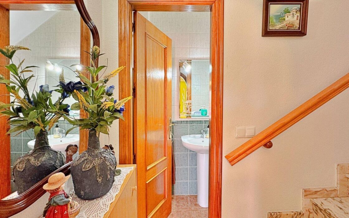 Будинок в Оріуела Коста 84 кв.м, 3 кімнати, 700 м до моря