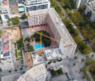 Апартаменти 87 кв.м в Валенсії з терасою та басейном