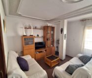 Апартаменты в Торревьехе 68 кв.м с террасой у моря