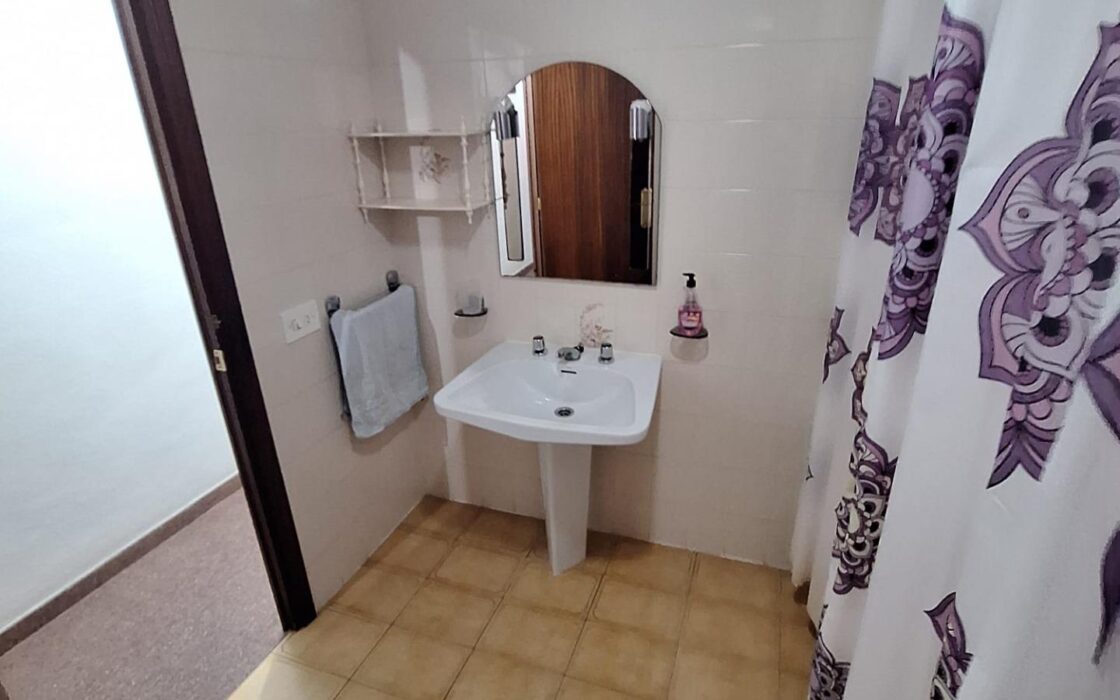 Апартаменты в Торревьехе 68 кв.м с террасой у моря