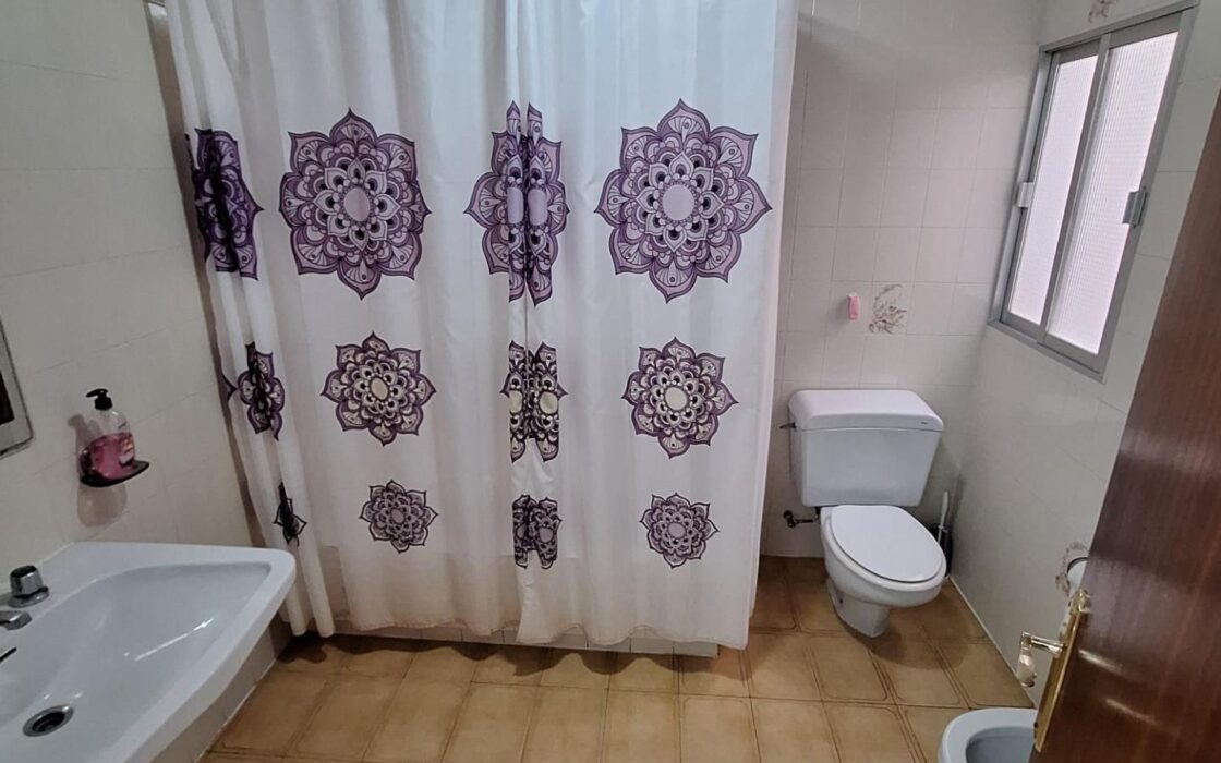 Апартаменты в Торревьехе 68 кв.м с террасой у моря