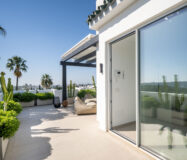 Пентхаус 267 кв.м з терасою та видами на море в Нуэва Андалусія