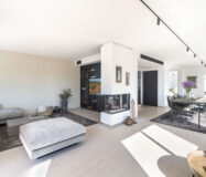 Пентхаус 267 кв.м з терасою та видами на море в Нуэва Андалусія