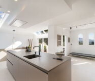 Пентхаус 267 кв.м з терасою та видами на море в Нуэва Андалусія