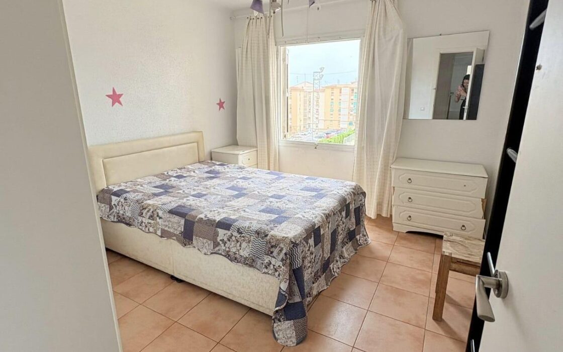 3-кімнатна квартира з балконом в Аліканте 83 кв.м