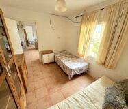 3-кімнатна квартира з балконом в Аліканте 83 кв.м