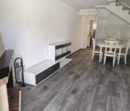 Будинок в Торрев’єсі 95 кв.м з терасою та видом на море