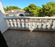 Будинок в Торрев’єсі 95 кв.м з терасою та видом на море