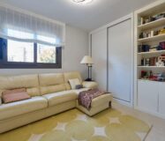 Апартаменти 136 кв.м в Аліканте, 300 м до моря, новобудова