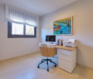 Апартаменти 136 кв.м в Аліканте, 300 м до моря, новобудова