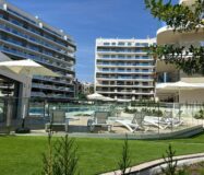 Апартаменти 136 кв.м в Аліканте, 300 м до моря, новобудова