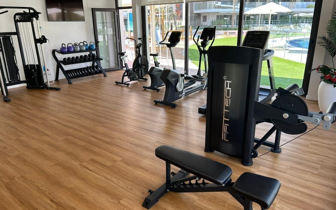 Апартаменти 136 кв.м в Аліканте, 300 м до моря, новобудова