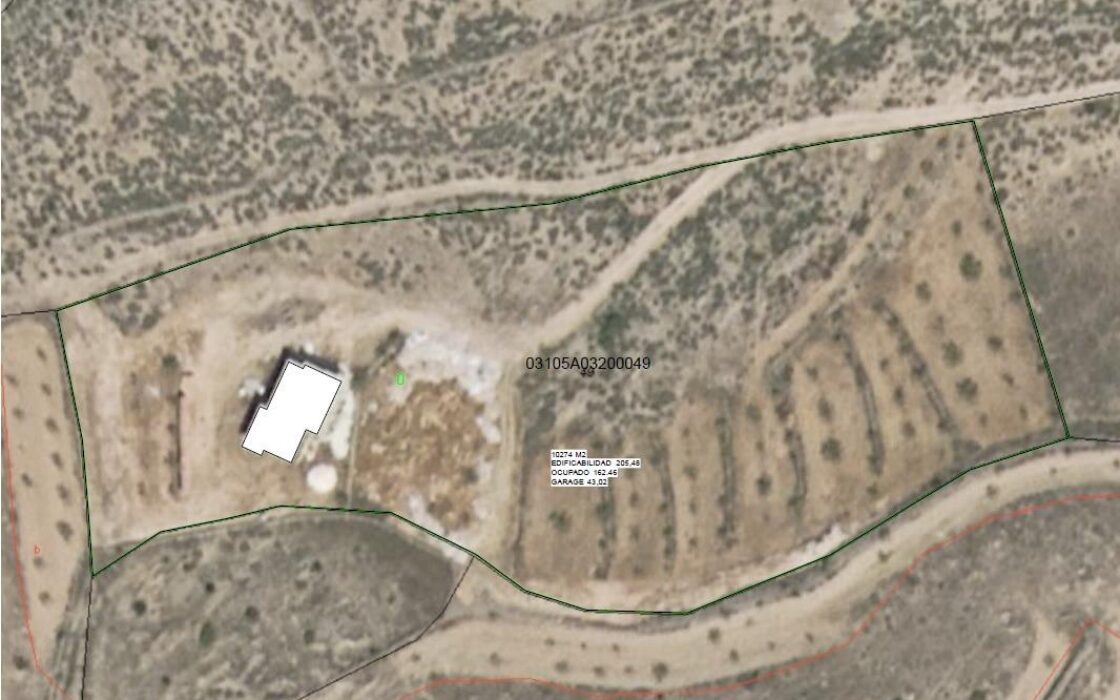 Вилла в Pinoso 162 кв.м з басейном та терасою