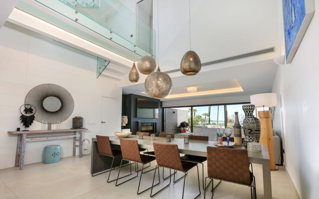 Таунхаус с видом на море в Малаге, 283 кв.м, терраса