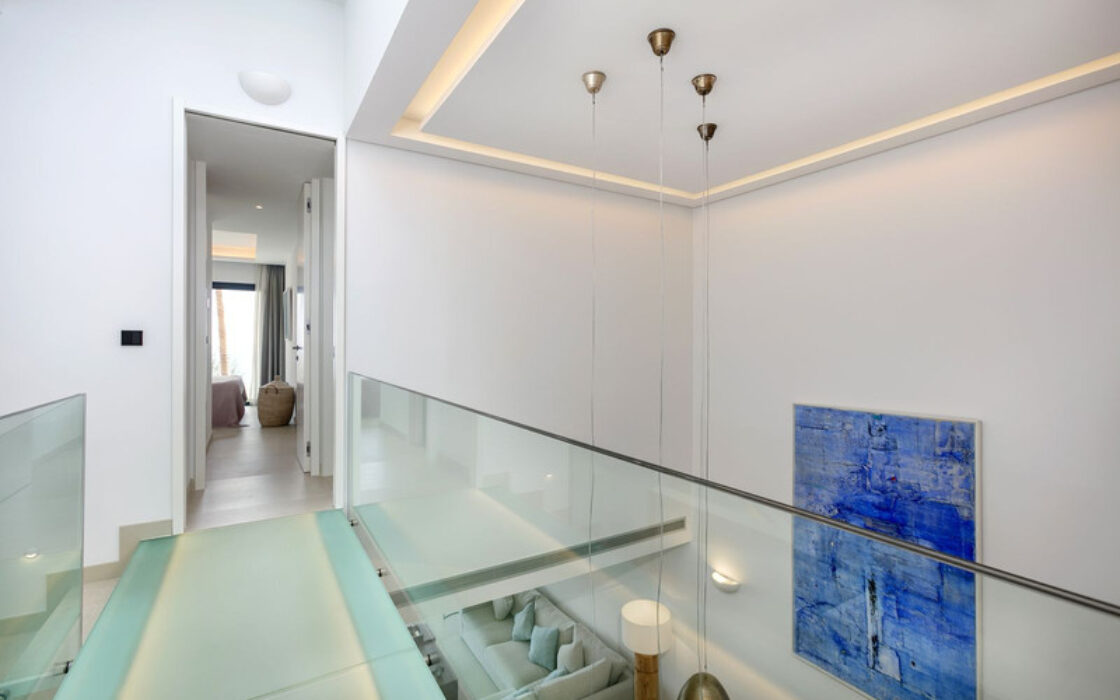 Таунхаус с видом на море в Малаге, 283 кв.м, терраса