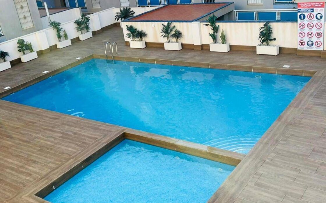 Апартаменты 66 кв.м в Торревьехе рядом с морем 2022 года