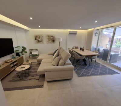 Будинок в San Juan Playa 230 кв.м біля моря з терасою та басейном