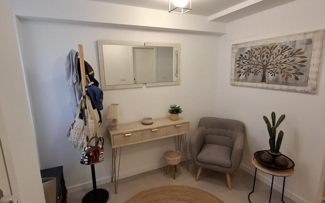 Будинок в San Juan Playa 230 кв.м біля моря з терасою та басейном