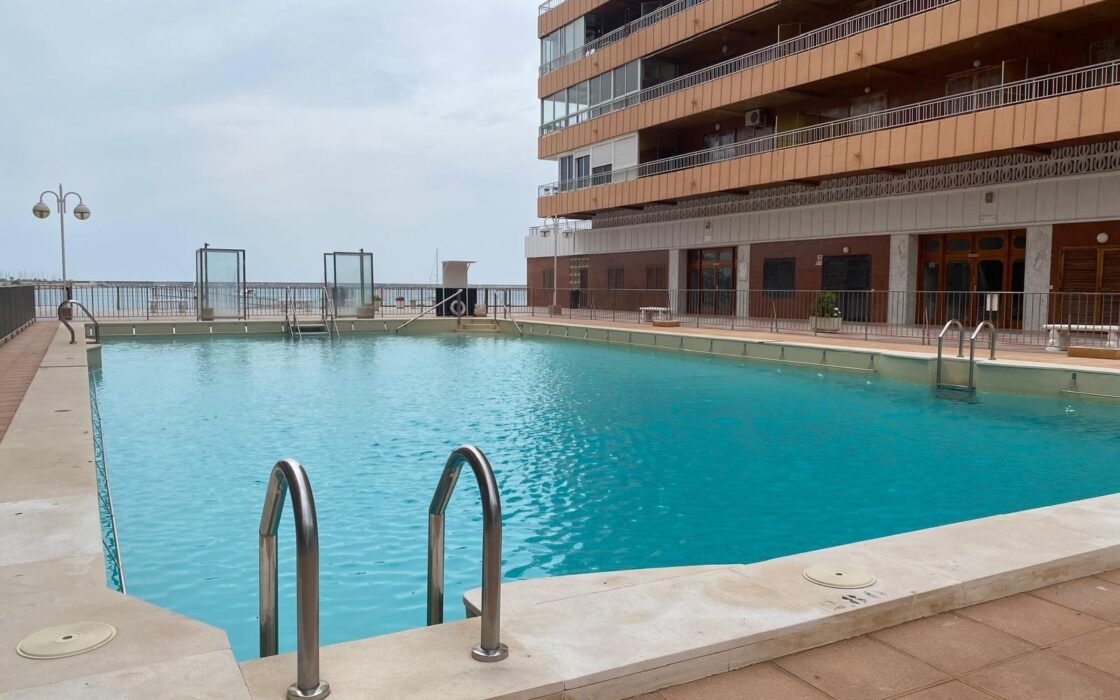 Апартаменты в Торревьехе у моря, 88 кв.м, 4 комнаты