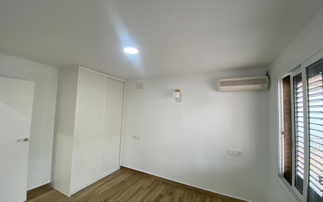 Апартаменты в Торревьехе у моря, 88 кв.м, 4 комнаты