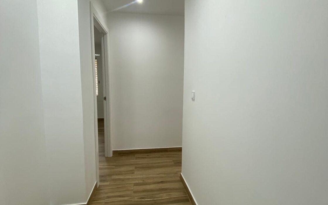 Апартаменты в Торревьехе у моря, 88 кв.м, 4 комнаты