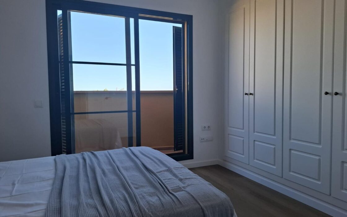 Таунхаус в Финестрате 102 кв.м с террасой и видами на природу